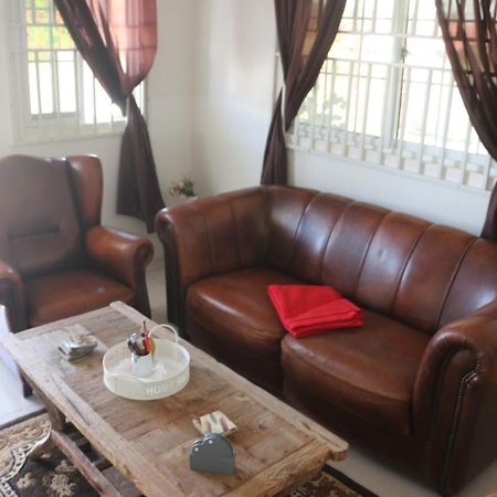 Dubbel Woonhuis Selderiestraat Paramaribo Luaran gambar