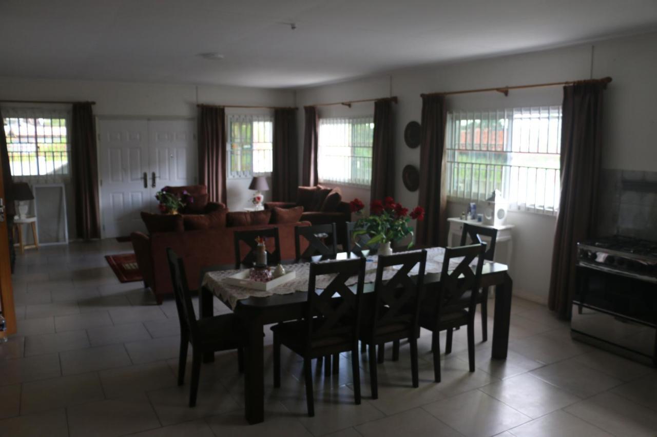 Dubbel Woonhuis Selderiestraat Paramaribo Luaran gambar