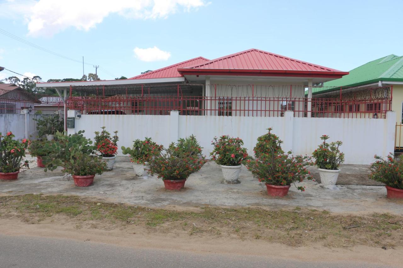 Dubbel Woonhuis Selderiestraat Paramaribo Luaran gambar