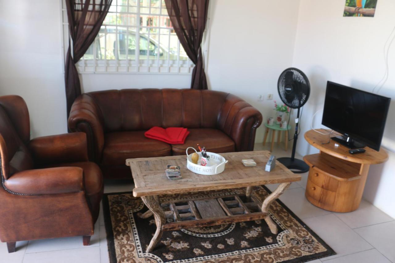 Dubbel Woonhuis Selderiestraat Paramaribo Luaran gambar